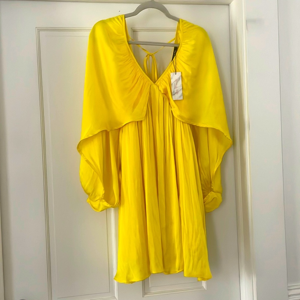 Strut & Bolt Satin Balloon Sleeve Mini Dress YELLOW size large NWT